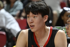 媒体人：发展联盟更适合现在的杨瀚森 希望开拓者能将他短暂下放